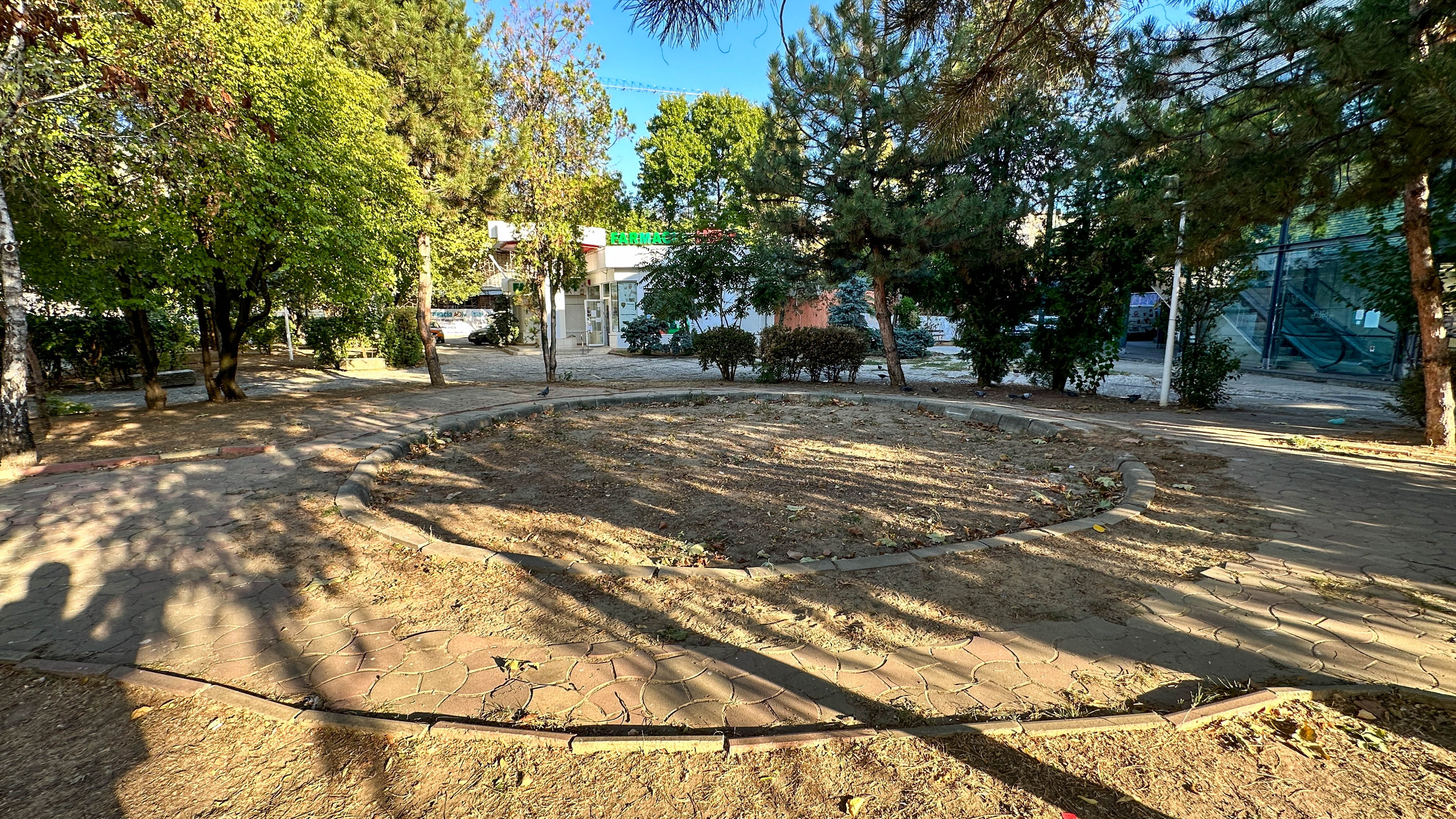 Piațeta Favorit, înainte de începerea lucrărilor